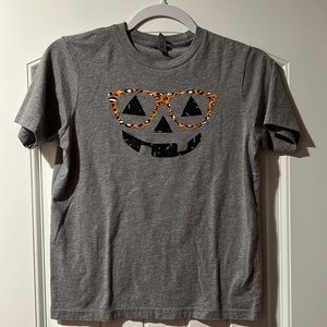 Youth Halloween shirt - work once - size L